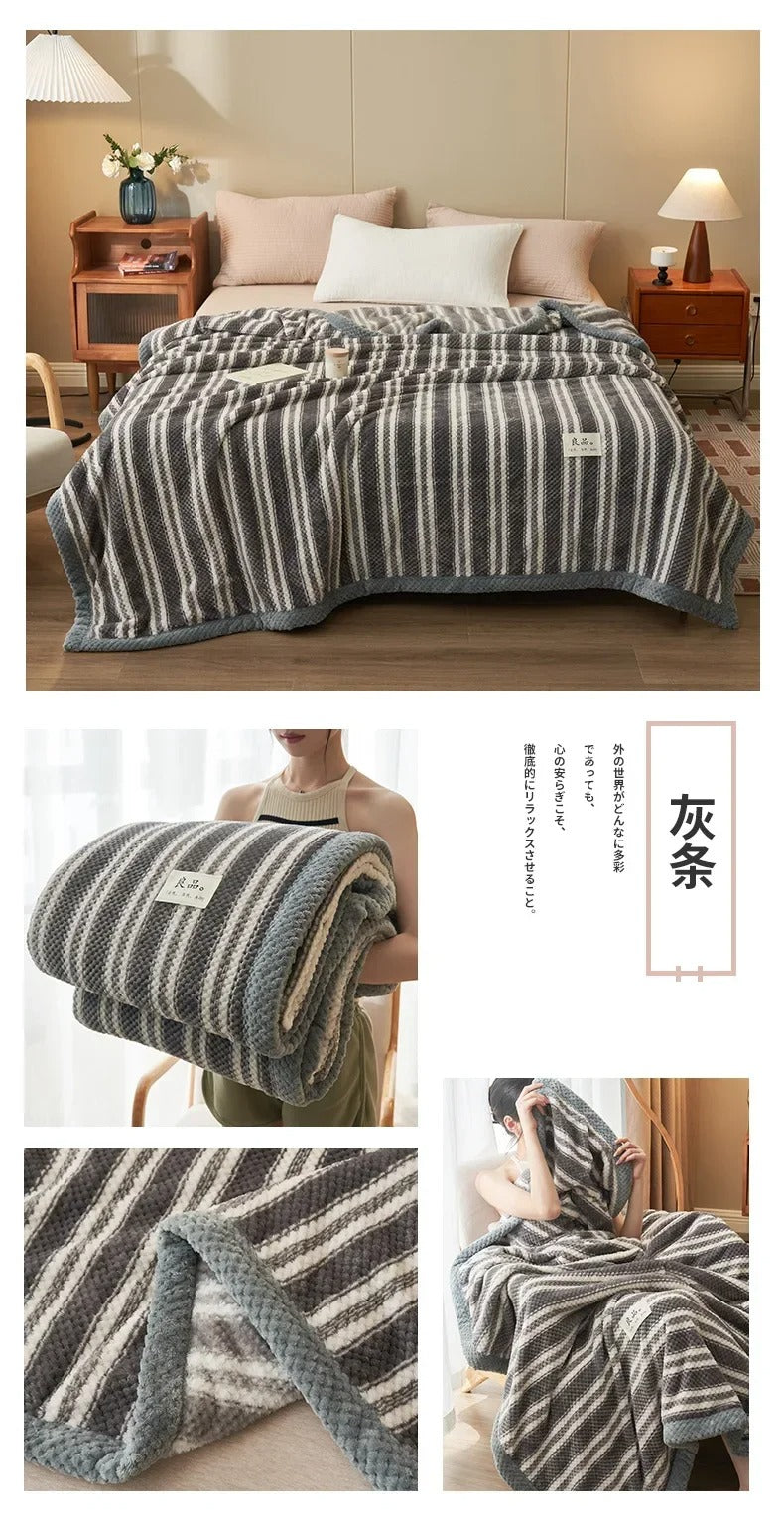 Cozy Plaid Coral Fleece Blanket – Ultra-Soft & Winter-Ready