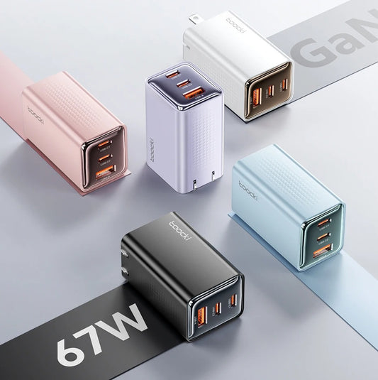 67W Fast Charger – Triple-Port Ultra Compact Power Hub