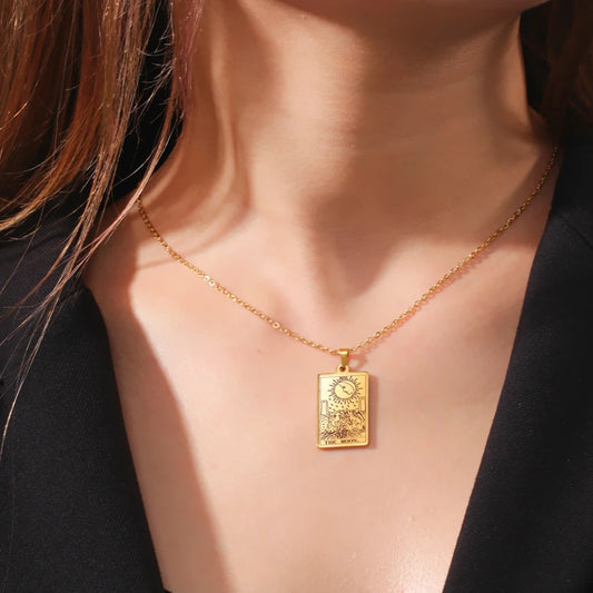Major Arcana Tarot Pendant Necklace – Stylish Unisex Jewelry